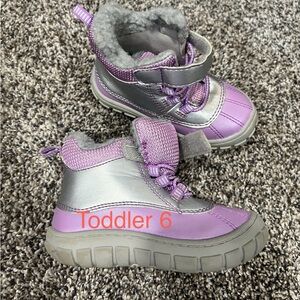 Toddler snow boots